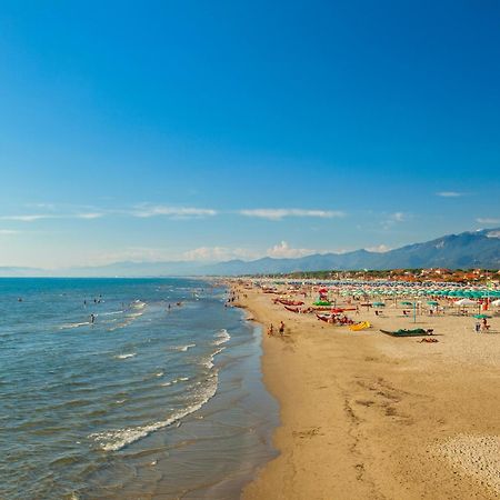Suite Ondina Viareggio Apartments - Happy Rentals Bagian luar foto
